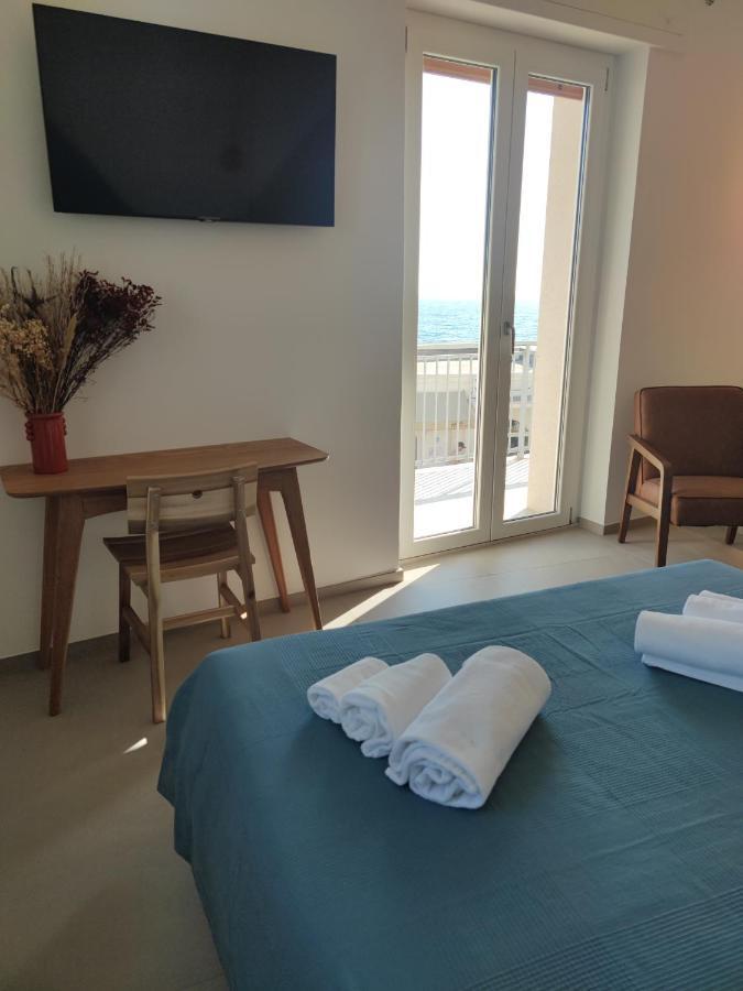 Sfumature D'Amare Hotel Monopoli Bagian luar foto
